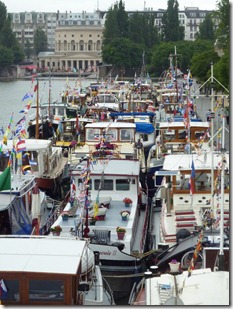 34 DBA barges in Le Vellete Paris