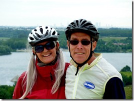 Gayla & Steve begin biking France