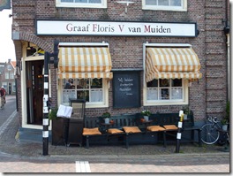 Cafe in Muiden 20012